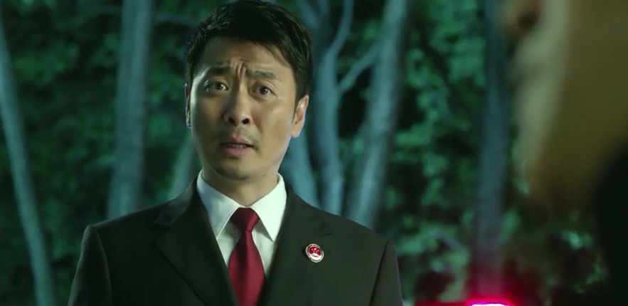 祁同伟|《人民的名义》中，侯亮平背景有多深？能把祁同伟秒成渣