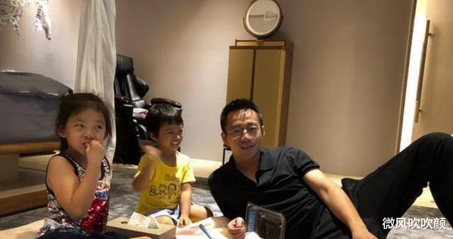 TVB|大s称自己不在家，汪小菲就跑去女儿屋睡，看到儿子进来大吼：滚