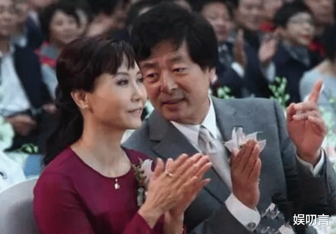 濮存昕|濮存昕的“消失”，究竟是时代抛弃了他，还是演艺圈的“悲哀”？