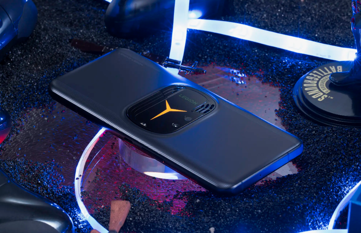 游戏手机|顶级游戏旗舰重回低价，18GB+640GB+双风冷散热，价格跌至4999元