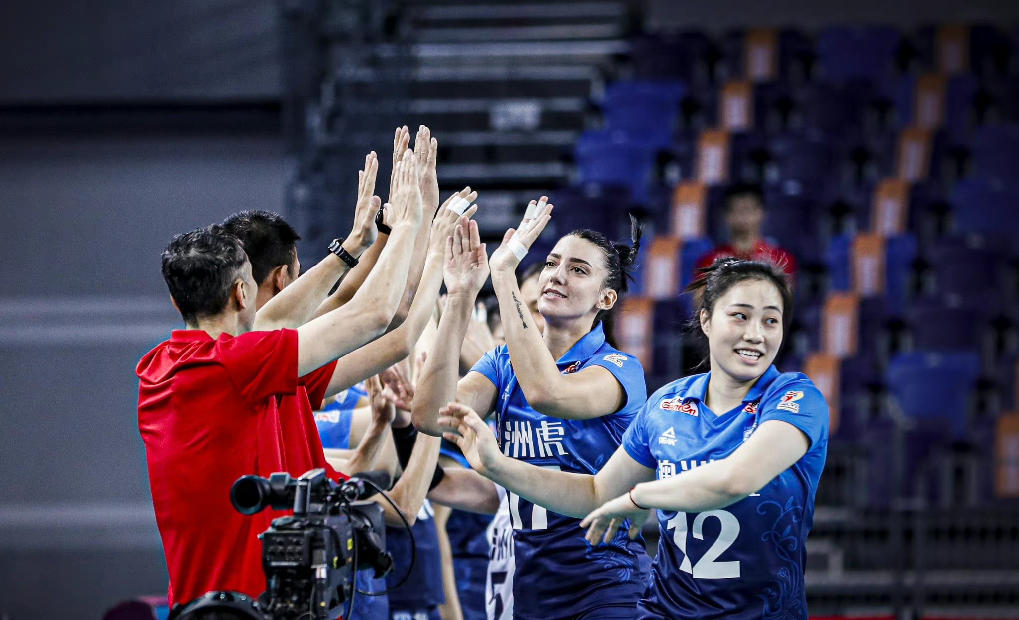 女排|深圳女排好消息：引進(jìn)外援力度加大，亞俱杯或代表中國(guó)參賽