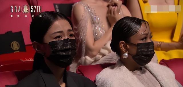 艾成|金钟奖艾成、明金成、朱俐静突出现大银幕！邵雨薇温升豪全哭了