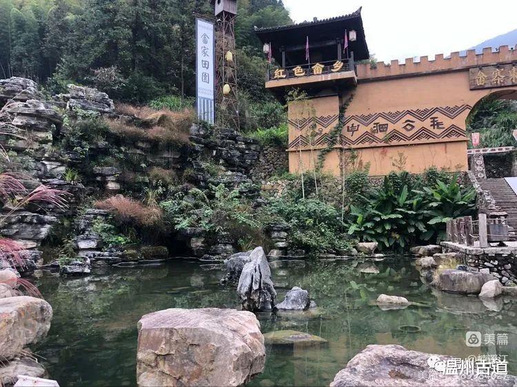 海边|假日出游哪里好？这个人少景美的风情古寨，已经藏不住了！
