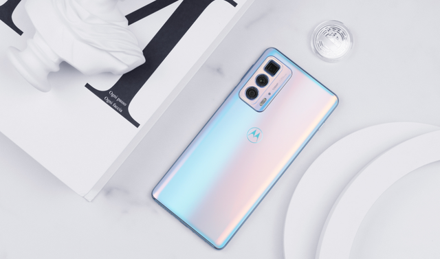 iPhoneSE|号称千元机天花板，这3款手机没有明显短板，最低1199元