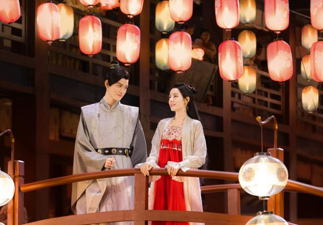 迪丽热巴|手握2部待播剧，迪丽热巴又要挑战经典，粉丝：这一次真不适合