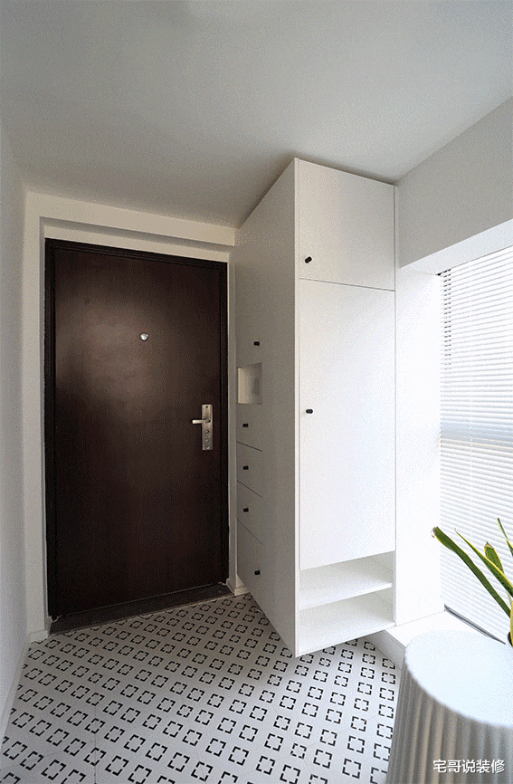 30岁单身姑娘的25㎡小家,利用3.9米层高做两层,要啥有啥,羡慕