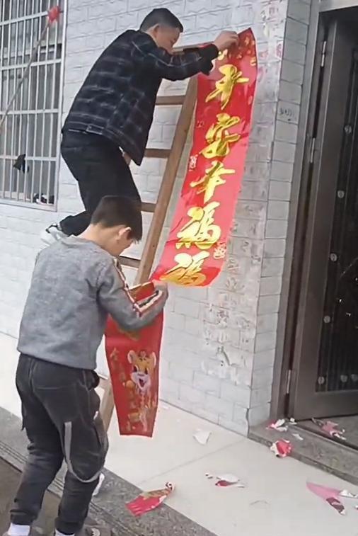 孙卓回老家后抢着干活被表扬,网友看了心疼,孙悦的回应尽显格局
