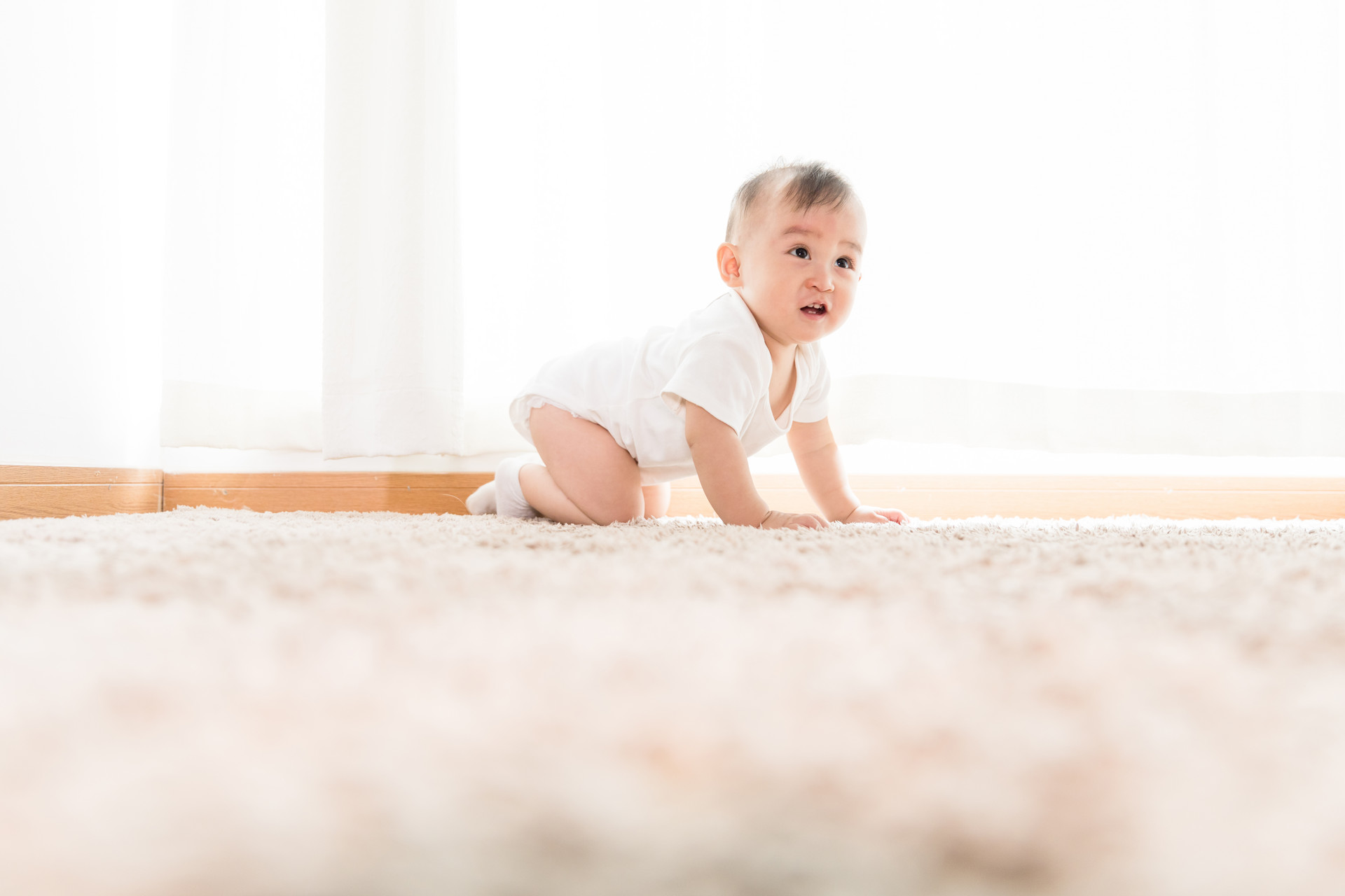 王灿|杜淳女儿近照曝光,9个月能站稳,王灿果然是个带娃小能手