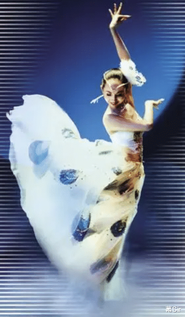 春晚|世界奇迹千手观音:被韩国苦邀四年才答应出演,却险被春晚拒绝?