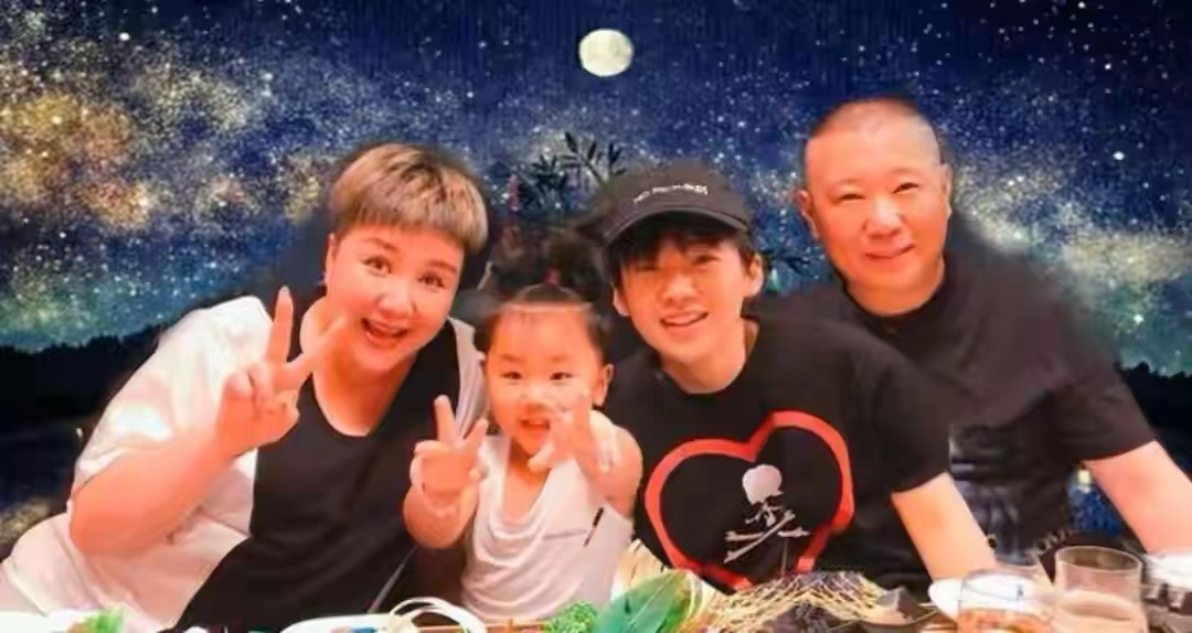 郭德纲|大瓜！某喜剧大咖看似老实背地却出轨富婆女粉！还生下私生子