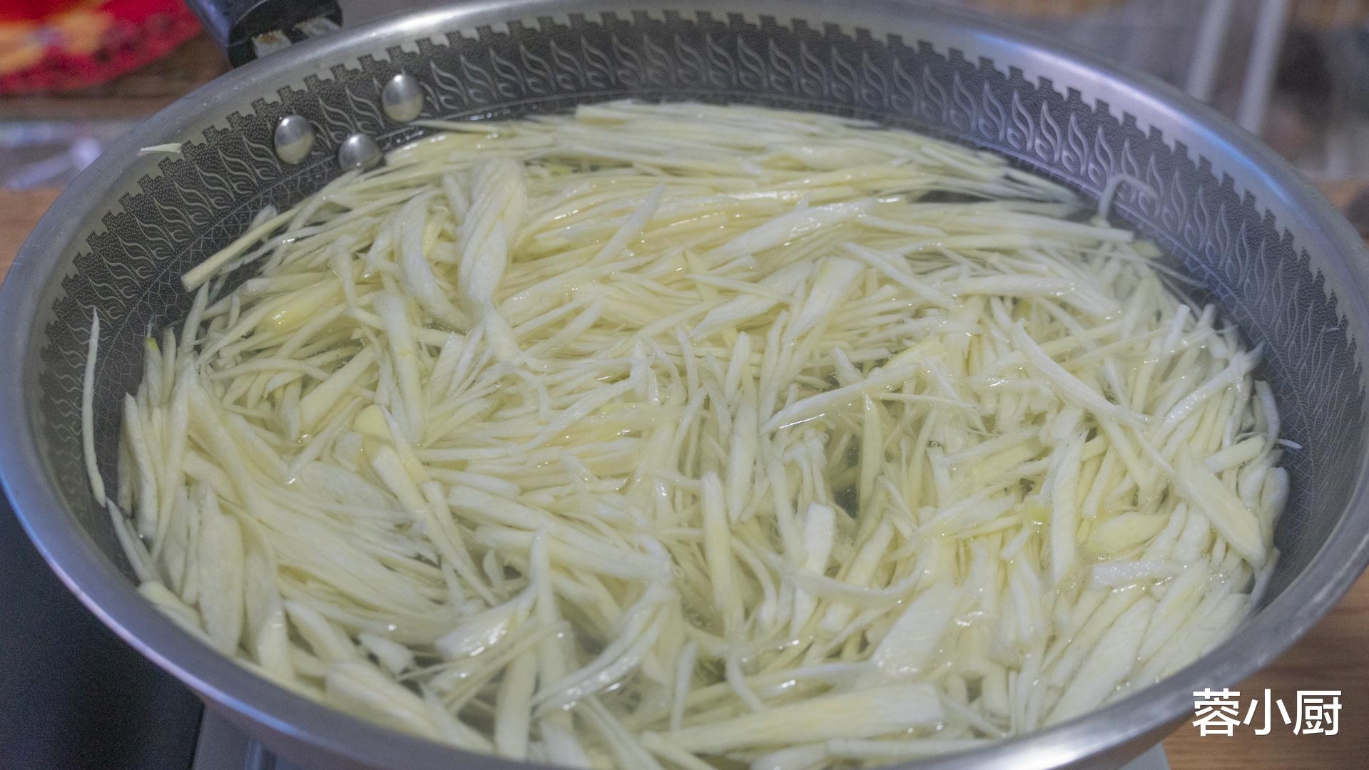 “冬吃白，病不来”！这种白色食物应多吃，鲜嫩脆爽、清甜好吃