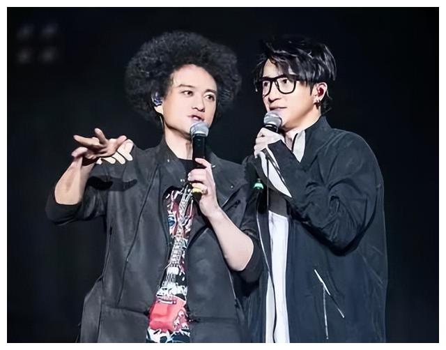 赵英俊|音乐鬼才赵英俊:43岁患癌离世,遗书曝光袁姗姗,小红花成经典