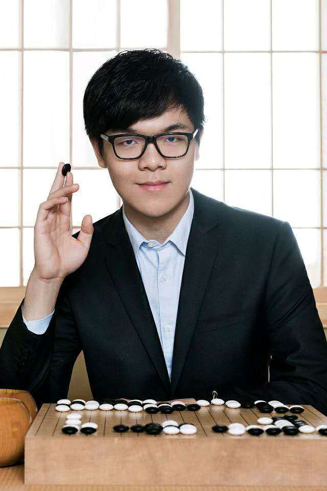 柯洁|网棋15连胜化身“场均一条龙” 这样的柯洁你期待吗？