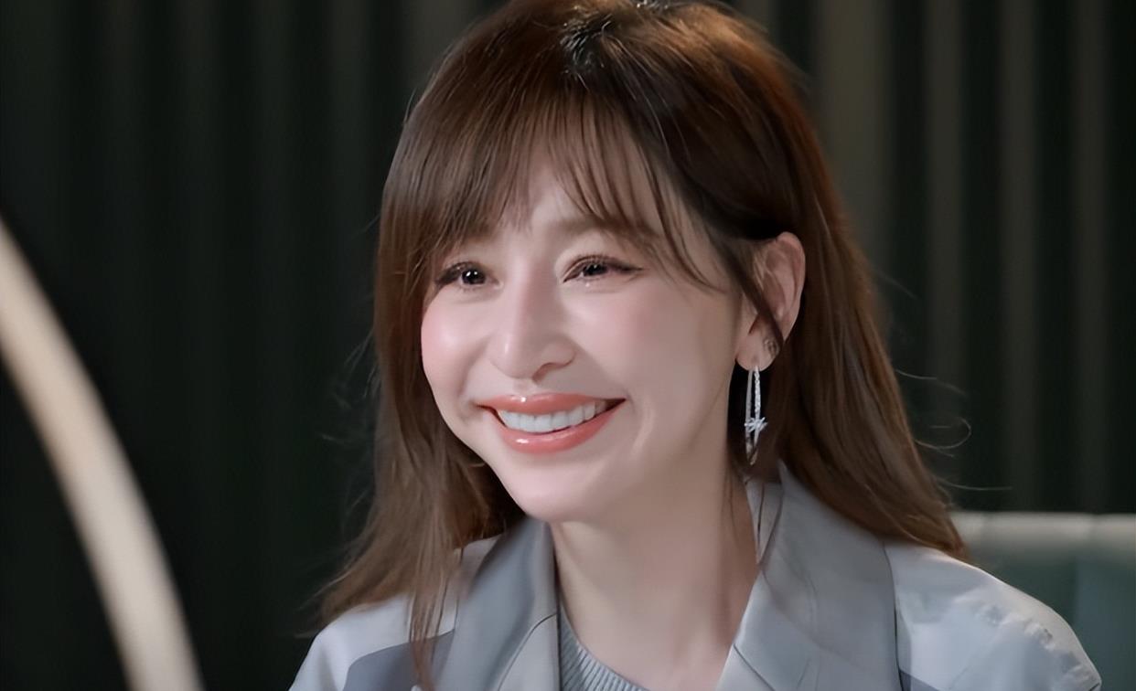 王心凌|王心凌靠情怀翻红,为什么陈慧娴周传雄等歌手靠情怀却不能翻红