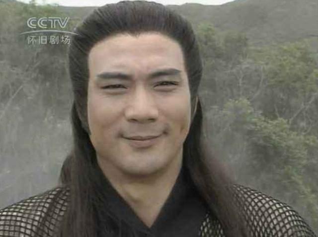 徐少强|徐少强，骗雪梨未婚生子，娶小30岁娇妻，71岁还在为11岁幼子打拼