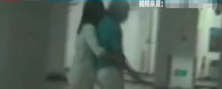 江一燕|江一燕的“消亡史”:从万众宠爱,到“臭名远扬”“声名狼藉”!