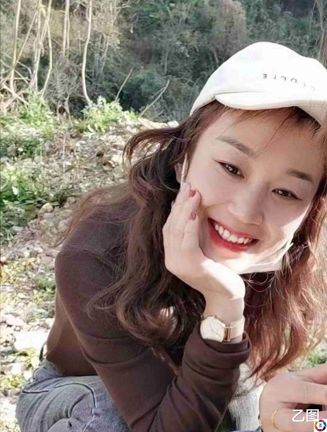 打工妹被女同事泼香蕉水点燃毁容,漂亮的模样如今成痛苦的记忆