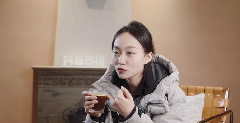 邵雨轩|邵雨轩回应解散：能力配不上位置，不存在分桃不均，首谈带货问题