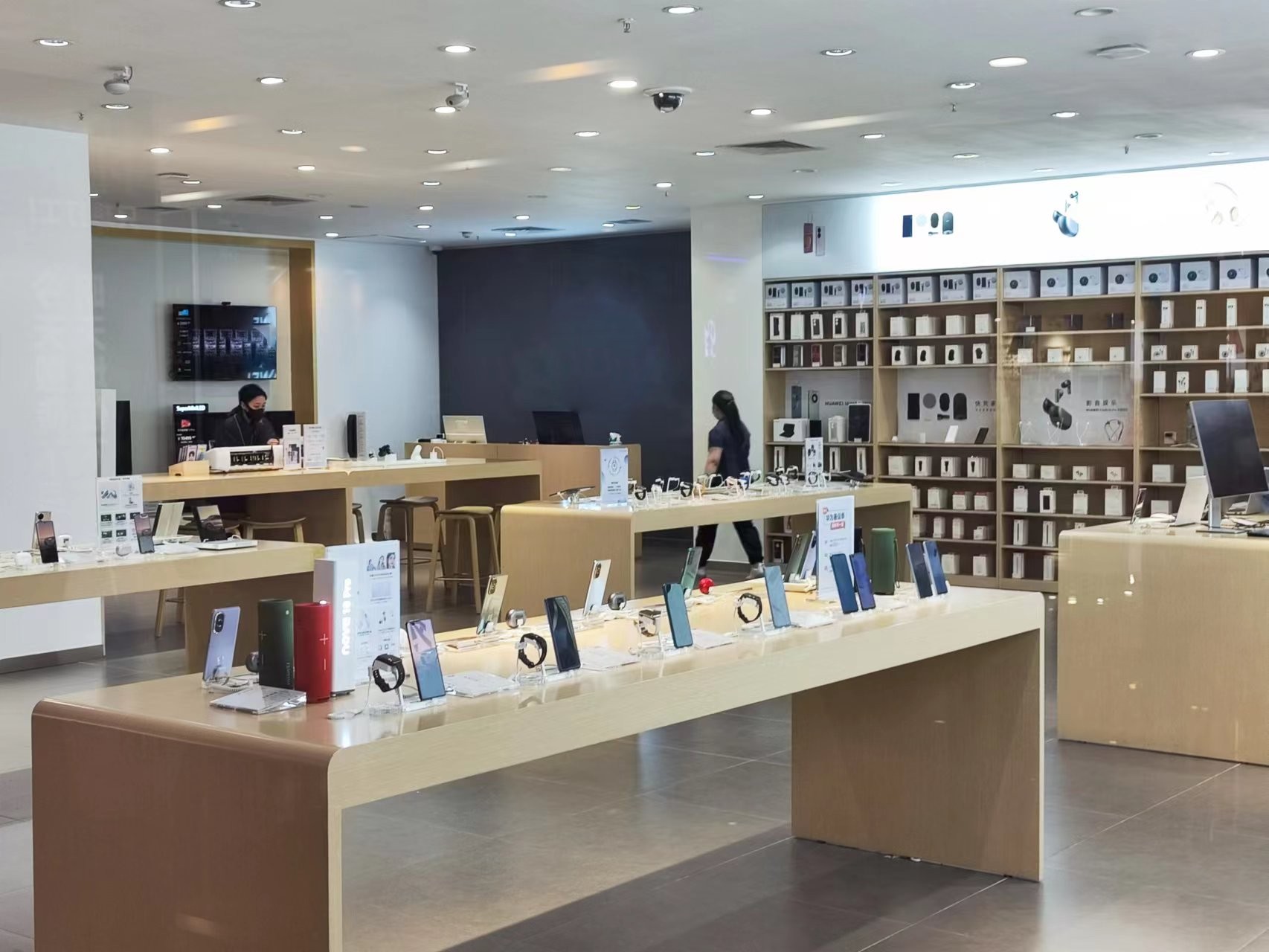 电子商务|无需任正非提点,中国手机行业已“寒气逼人”