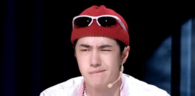 王一博|《这就是街舞5》新生代舞者过于紧张，王一博正确引导很有感染力