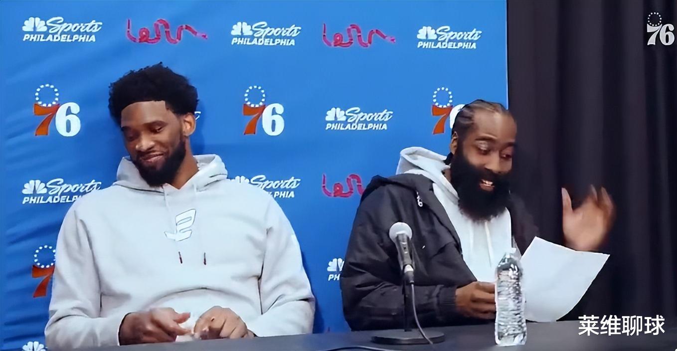 MVP|大帝又快哭了？赛后恭喜约基奇MVP，表情却说明一切！哈登也帮不了
