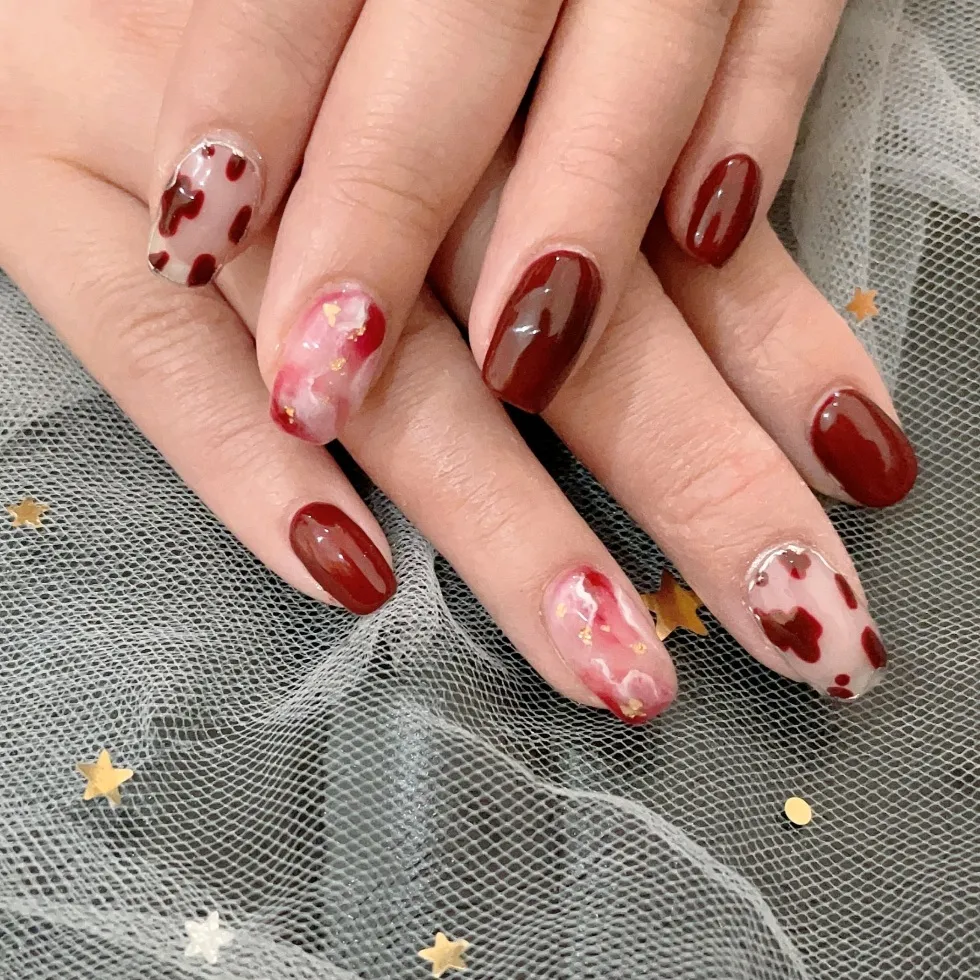 李冰冰 适合黄黑肤色姐妹的显白新年款美甲~