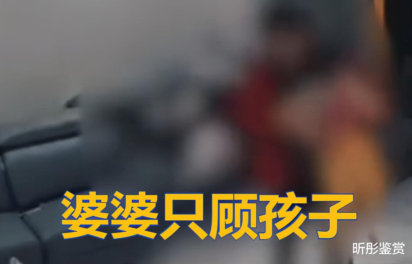 陕西一高管当着孩子面家暴，孩子在一旁嚎啕大哭，妻子：宝宝快跑