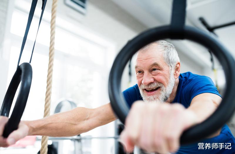 运动|健身博主猛练猝死，老人运动状况预测寿命，运动是生命的预言家吗