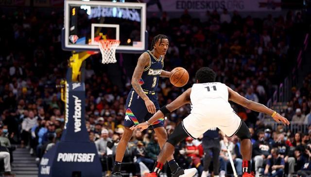 掘金队|缠斗3年，他终于战胜命运，从生涯报销到登陆NBA，再到顶级3D