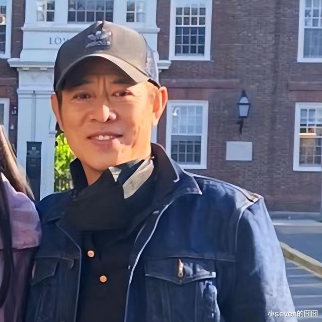 李连杰|李连杰被曝定居欧洲,本人年轻不少,女儿们却没有继承母亲的美貌