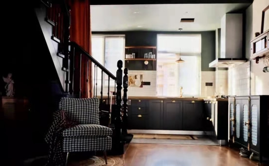 4㎡厨房被抠出双倍空间?原来是用了这些收纳方法