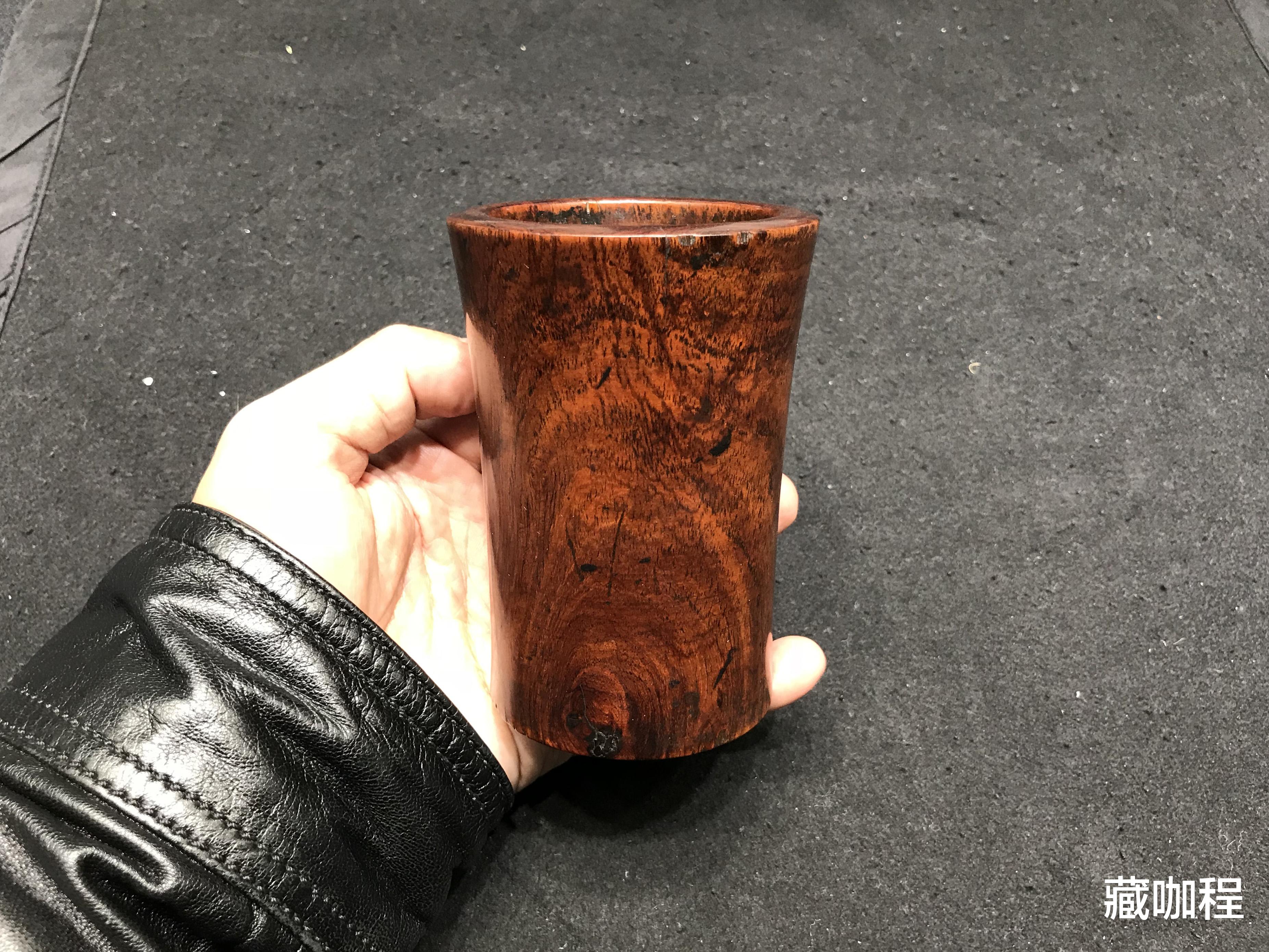 笔筒|僧帽高高立口沿,清黄花梨小扇筒只此一例