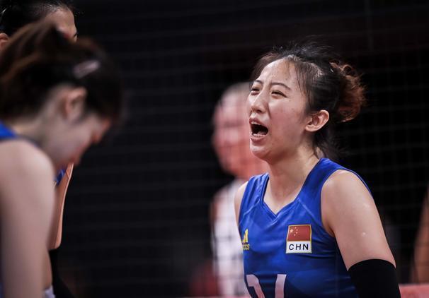 女排|变化！女排七仙女“解散”，李盈莹成大姐大，压力重重面临挑战！