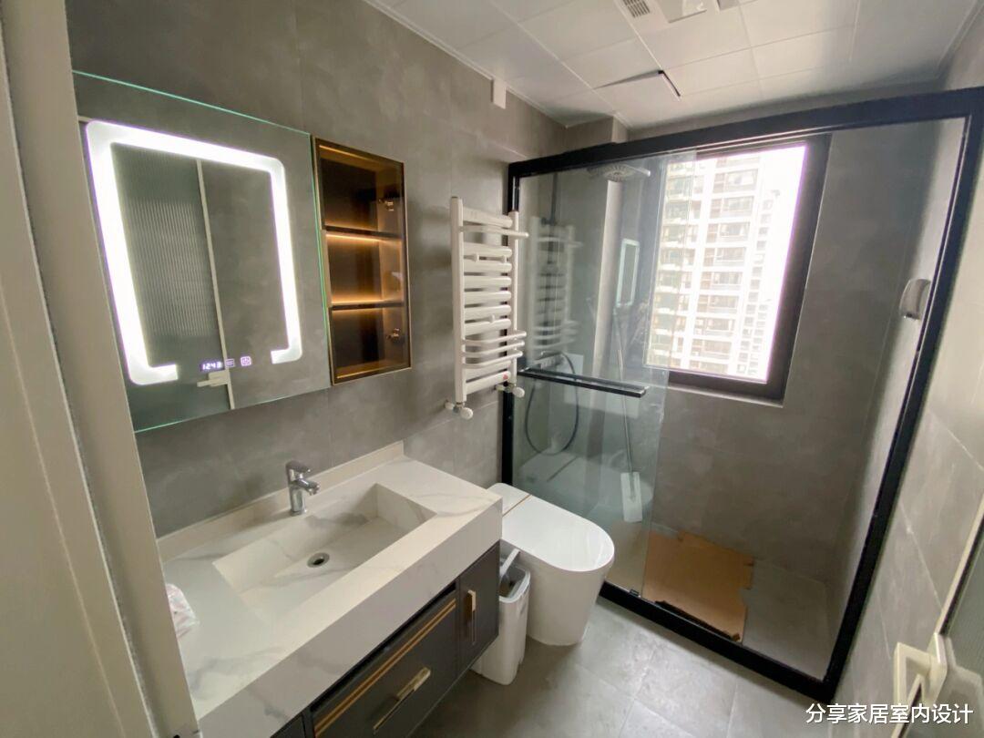 辛苦9个月装修完工,不含家具花了17W,全屋打扫干净效果还不错!