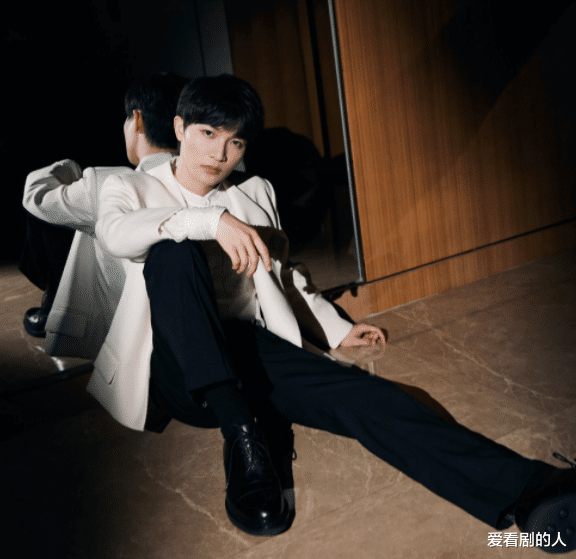 周深|周深又有新歌要来了，网友：“国宝深”新歌发布频率喜人，期待！