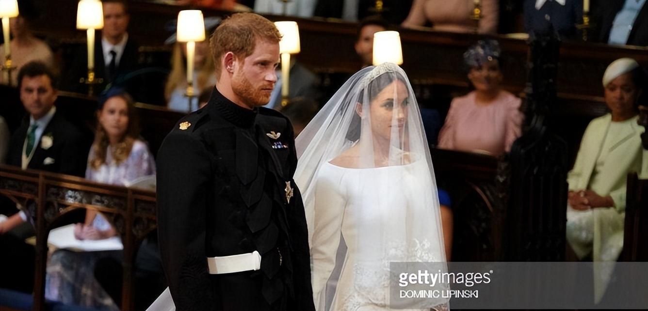 绝情|梅根父亲婚礼前二度心脏病发,查尔斯暖心提议陪走红毯却换来绝情