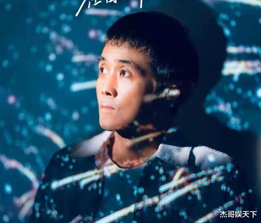 华少|张楚的“天真”让华少很尴尬，《闪光的乐队》赛制被打脸