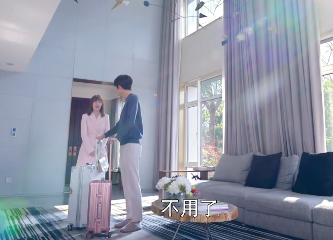 王鹤润|播1天冲到飙升榜冠军，熬夜刷完10集后，王鹤润新剧让我果断入坑