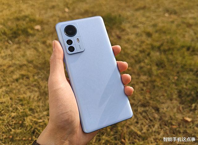 高通骁龙|五款骁龙8机型究竟有多热?30度环境下的表现下,依旧很“火龙”!