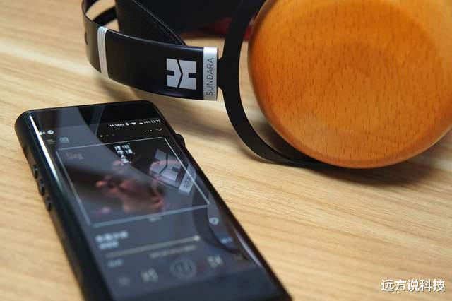 耳机|复古榉木耳壳与现代黑科技碰撞,Sundara-C才是真正的科技与狠活