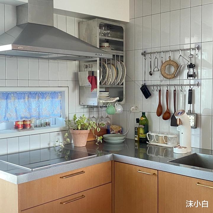 晒晒她的108平小三房，喜欢年代感而装成“上海风”，带点小法式！