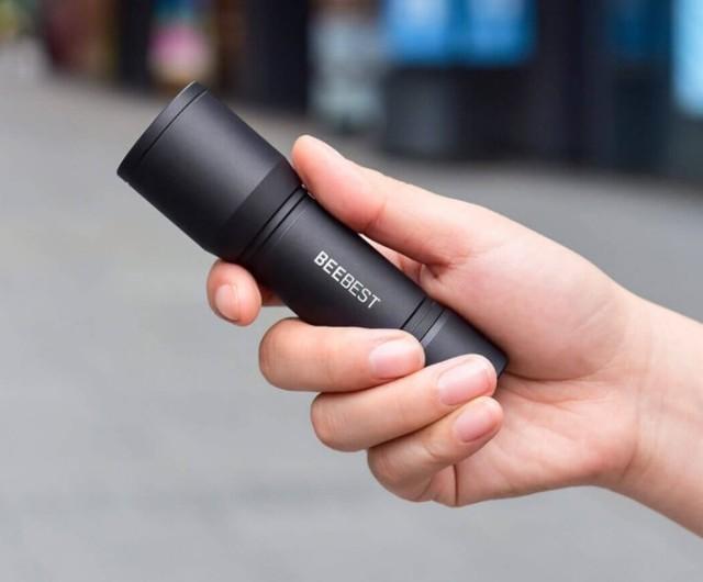 充电宝|「手慢无」强光LED照明手电筒只要29元 小巧易携带