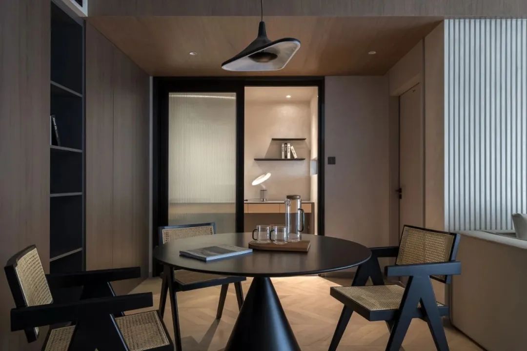 108㎡简约高级灰,没有过多颜色,打造安静舒适的家!