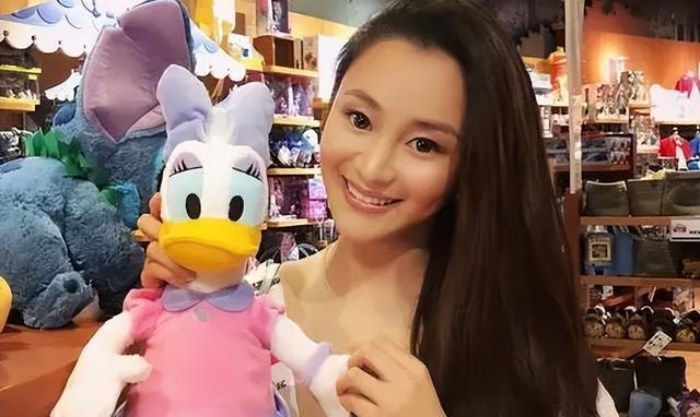 陈昱霖|吴秀波旧爱陈昱霖，出狱后生活很幸福，有了心仪的人和“儿子”？