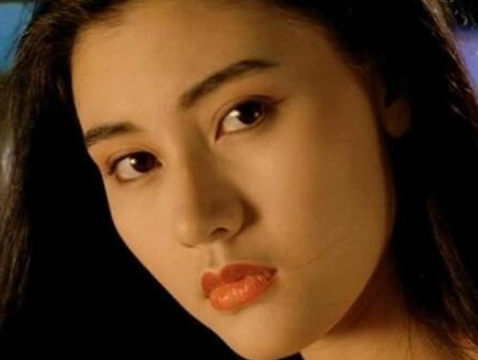 叶梓颐|职场中会多遇贵人赏识的面相