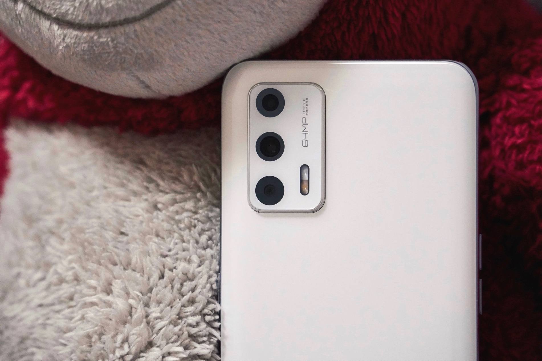 realme|realme 真我 GT Neo2T测评：满分的千元机