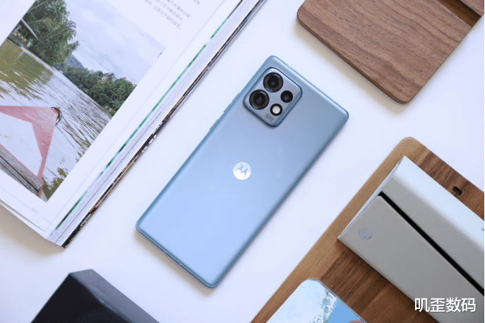 moto X40亲体验: 最强标准版旗舰,你想要的它全都有