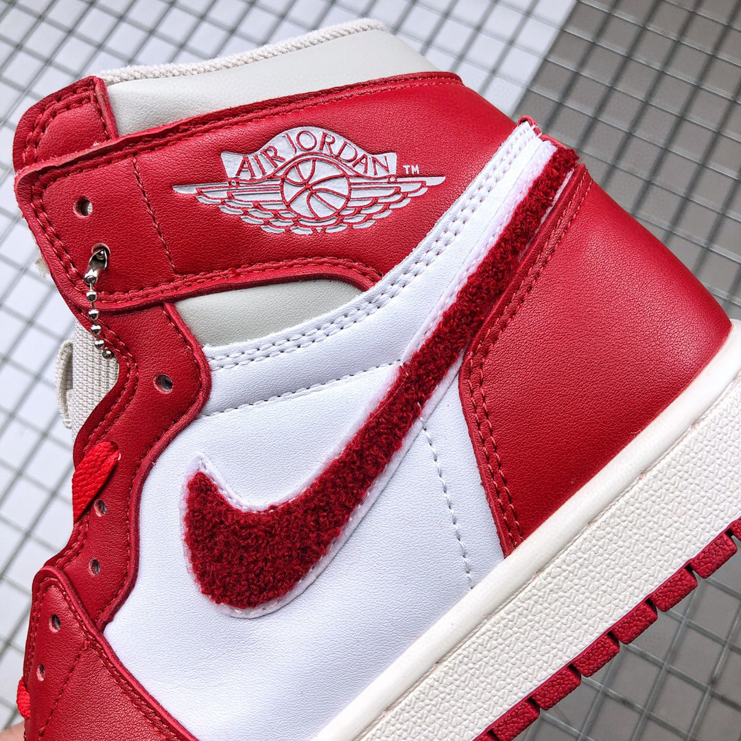 Air Jordan 1 High OG WMNS \＂Newstalgia\＂毛绒 白红