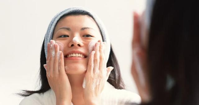 处方 年过50岁的女人,护肤要知道避开5个雷区,容易伤皮肤