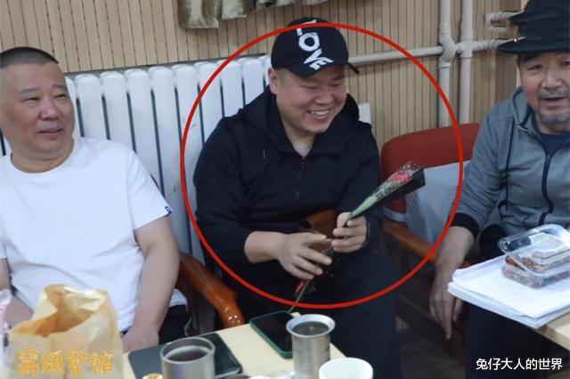 岳云鹏|德云社岳云鹏接受人民政协网专访,回应三年没怎么演出,他真清醒